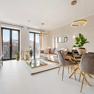  Appartement Lux Living - Stilvolles Wohnen Im Zentrum