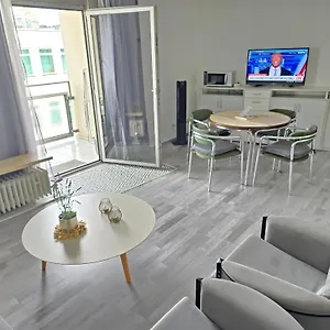Apartment's Nr 2, 2b Und 2c In Stadtmitte Stuttgart